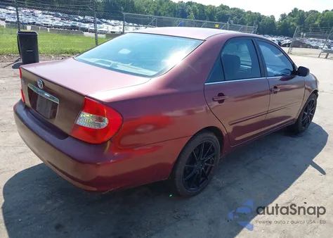2002 Toyota Camry Le from USA, damaged, VIN 4T1BE32K62U076260